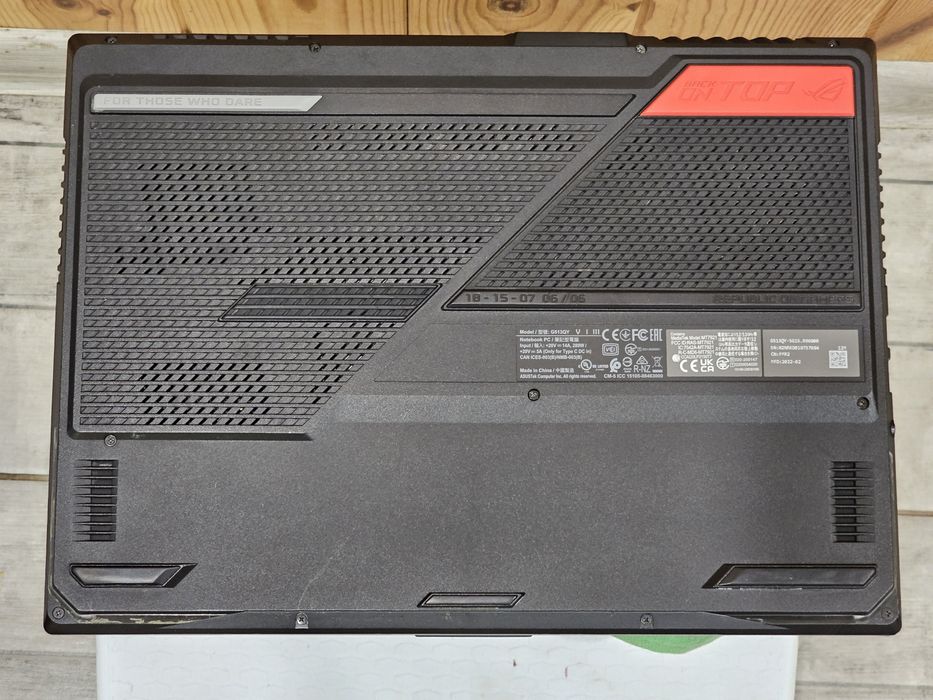 Asus Strix 15.6" 2K 165Hz/R9 5980HX/RX 6800 12GB/ RAM 32GB/SSD 1024GB