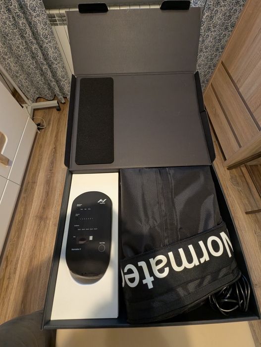 Normatec 3 system do masażu i regeneracji nóg