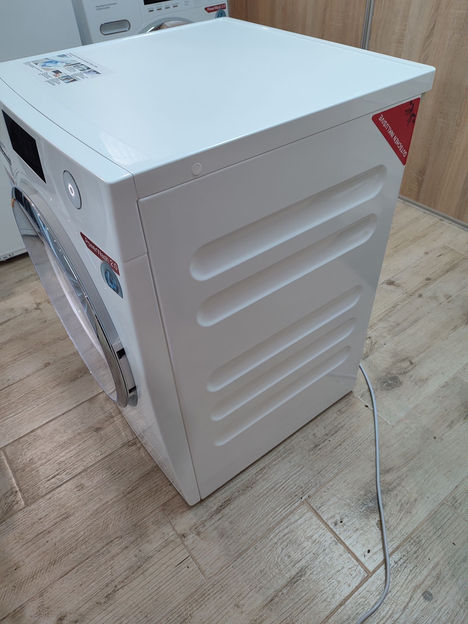 Pralka Miele Najwyzszy model WWV 980 Passion na cieplą i zimną wode.