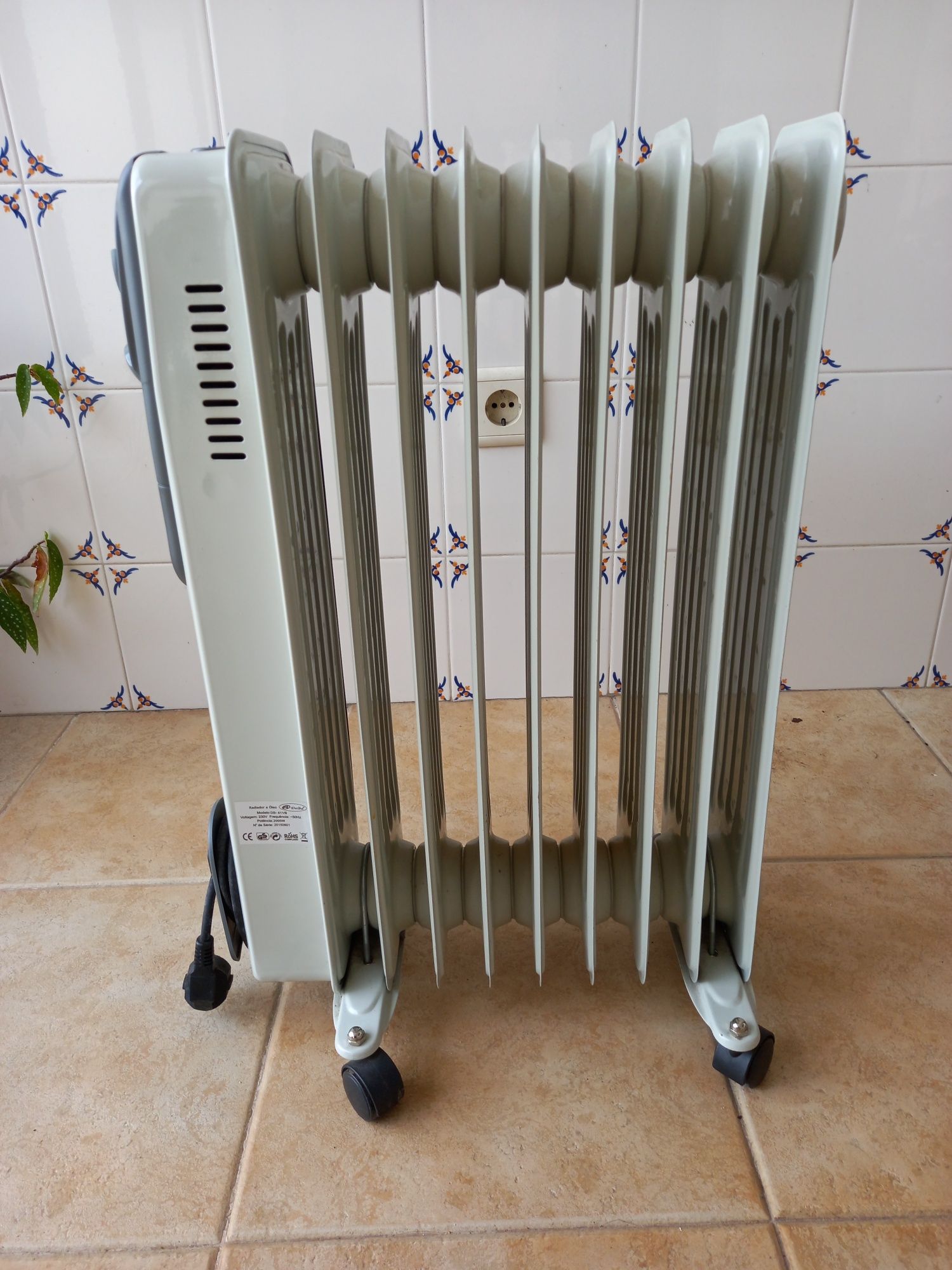 Aquecedor a oléo 2000W