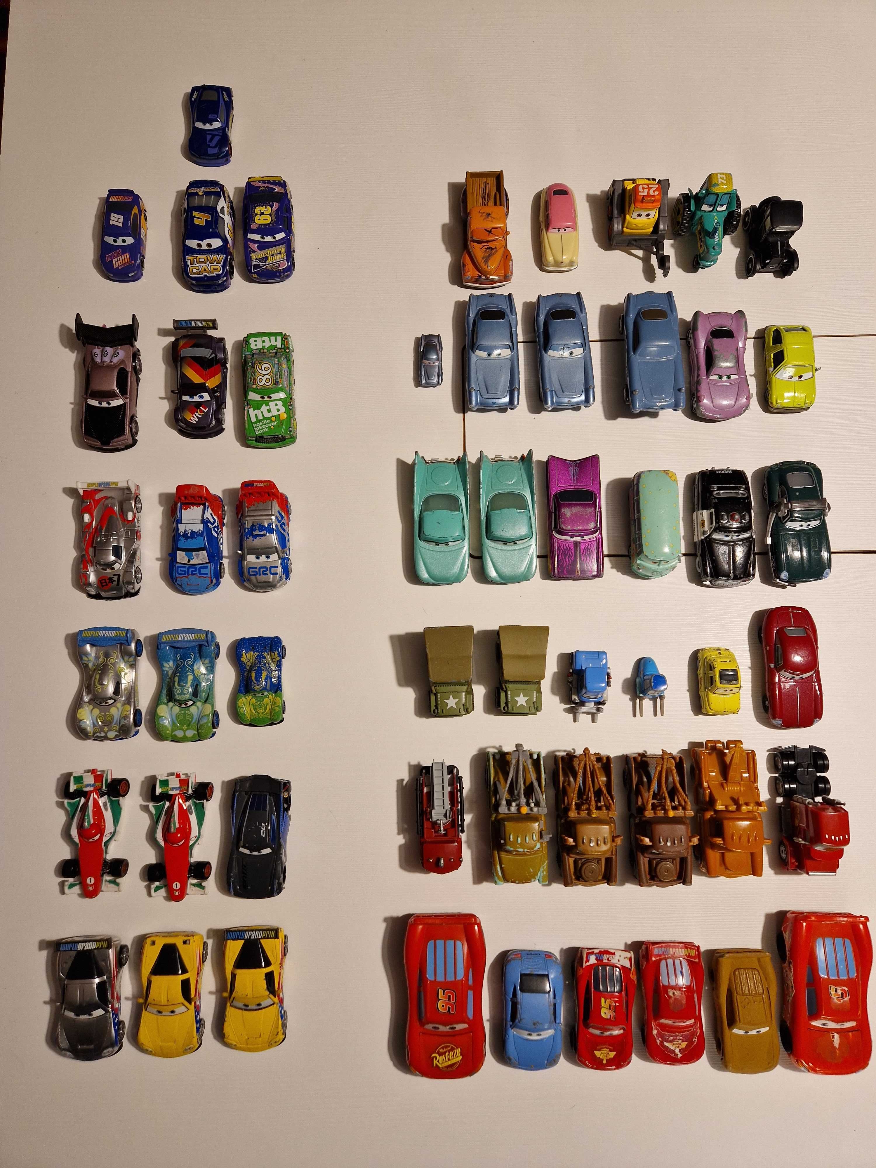 Zestaw aut z filmu "Cars"/ "Auta" - Zygzak Mcqueen i pozostałe