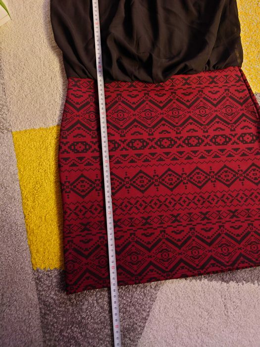 Sukienka dwuczęściowa ze spódnicą we wzór r. M/L