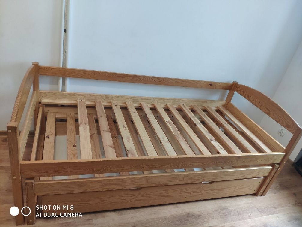 Drewniana łóżko kompaktowe 2 w 1 tapczan dwuosobowy plus szuflada sosn