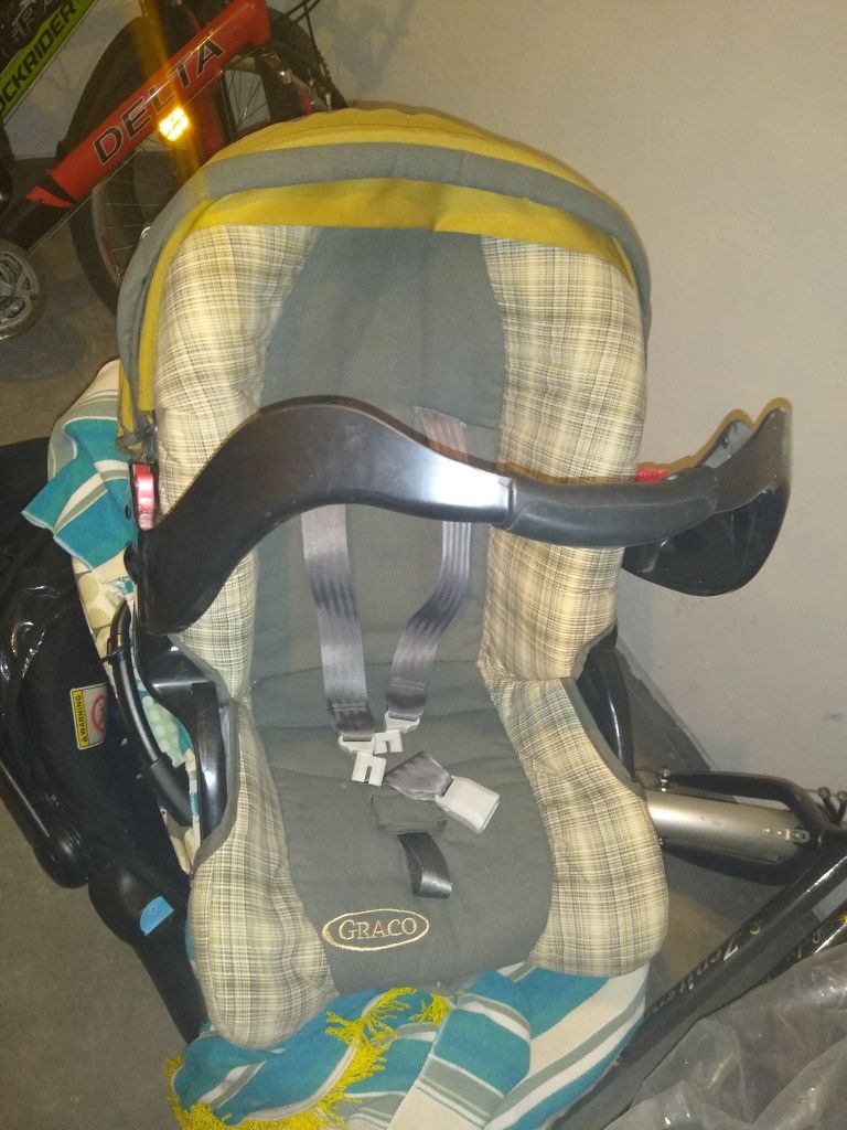 Nosidło fotelik Graco dla niemowlaka