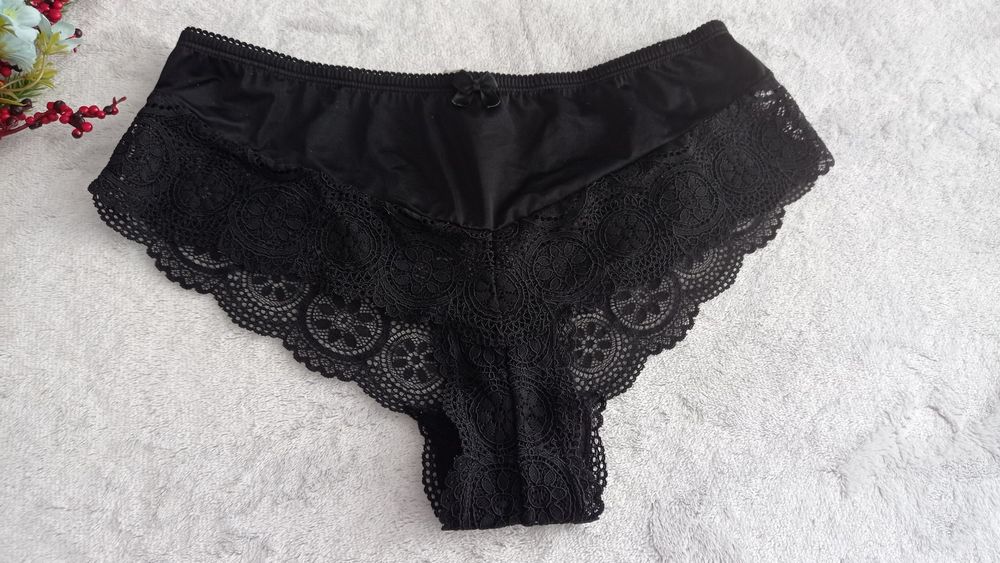 40 majtki figi tanga koronka