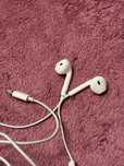 Продаю airpods проводні