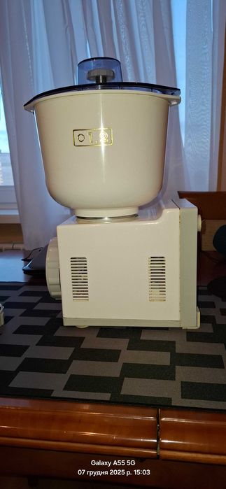 Кухонныый комбайн " Мрия 2 "