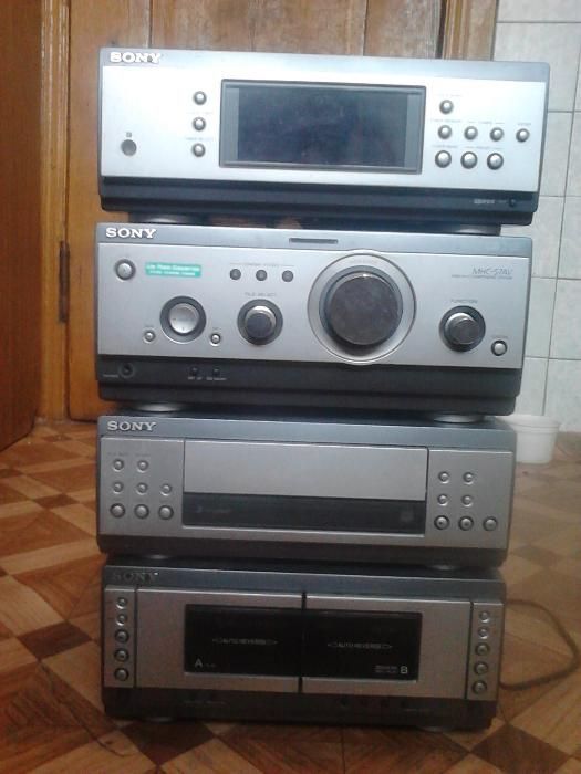 Музыкальный центр Sony MHC-S7AV