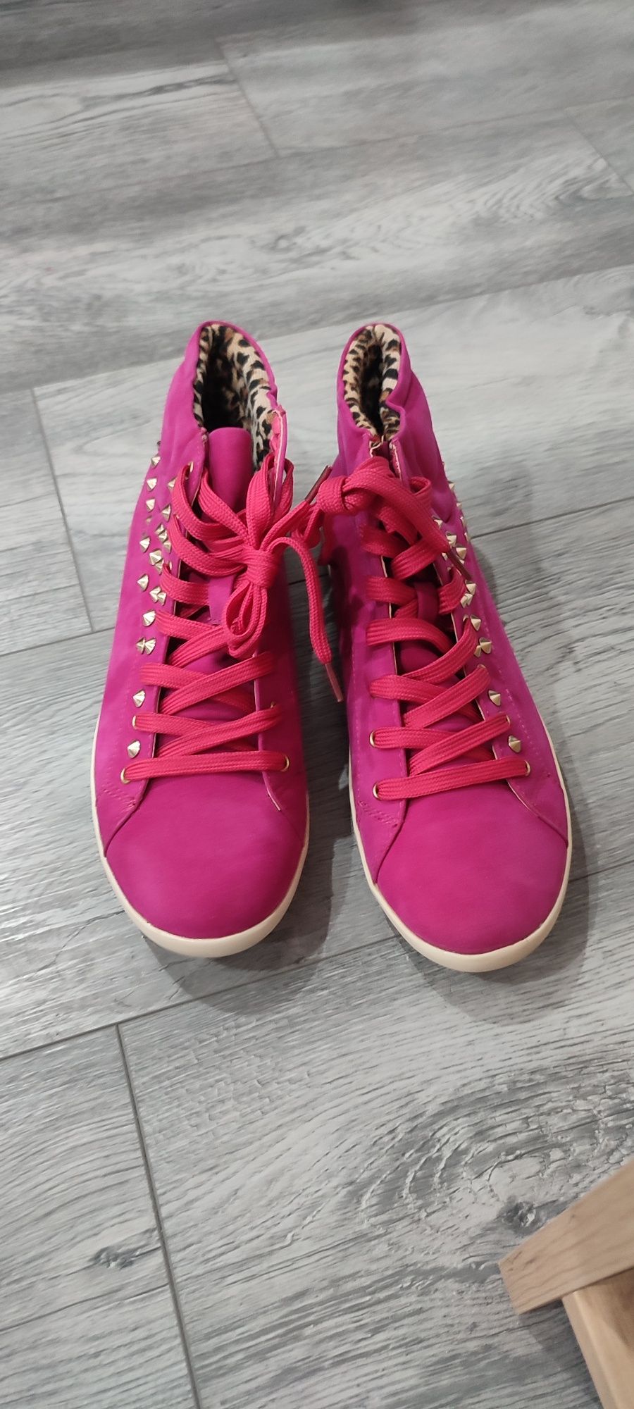 Trampki damskie, tenisówki. Fuksja.  Roz. 40, 36