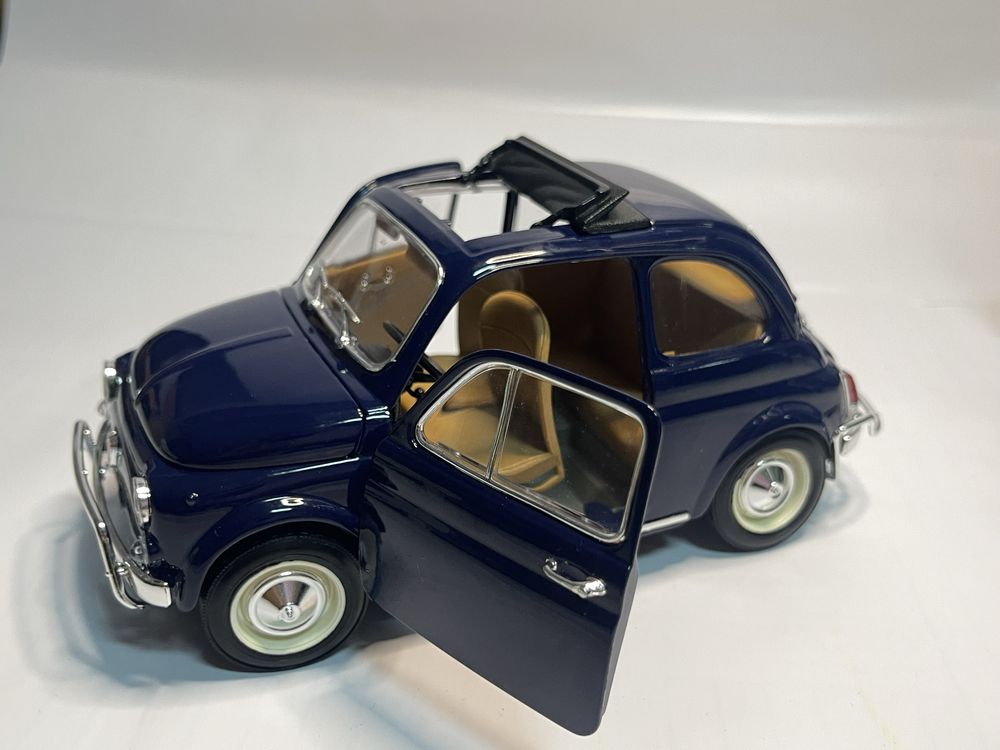 Fiat 500- Burago minuatures