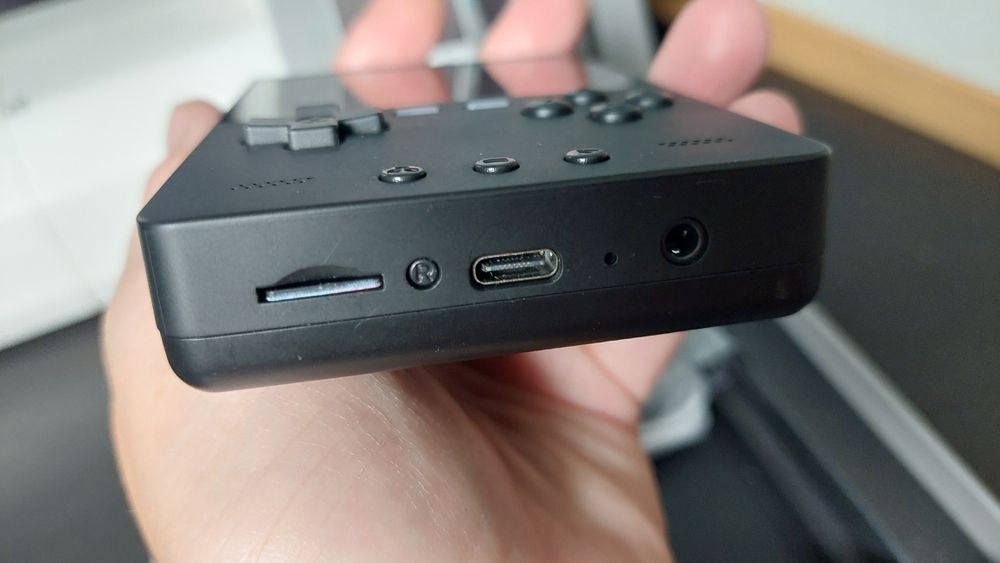 Mini Konsola retro Trimui TG3040