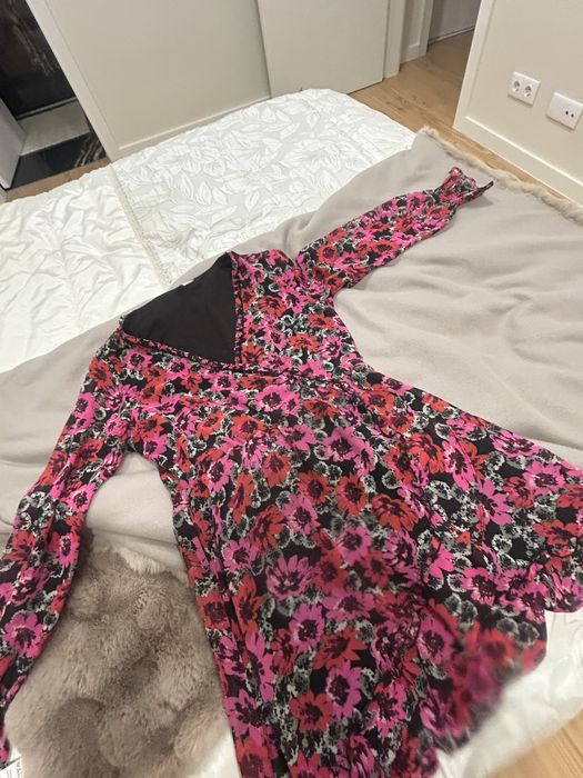 Vestido Floral Rosa e Preto