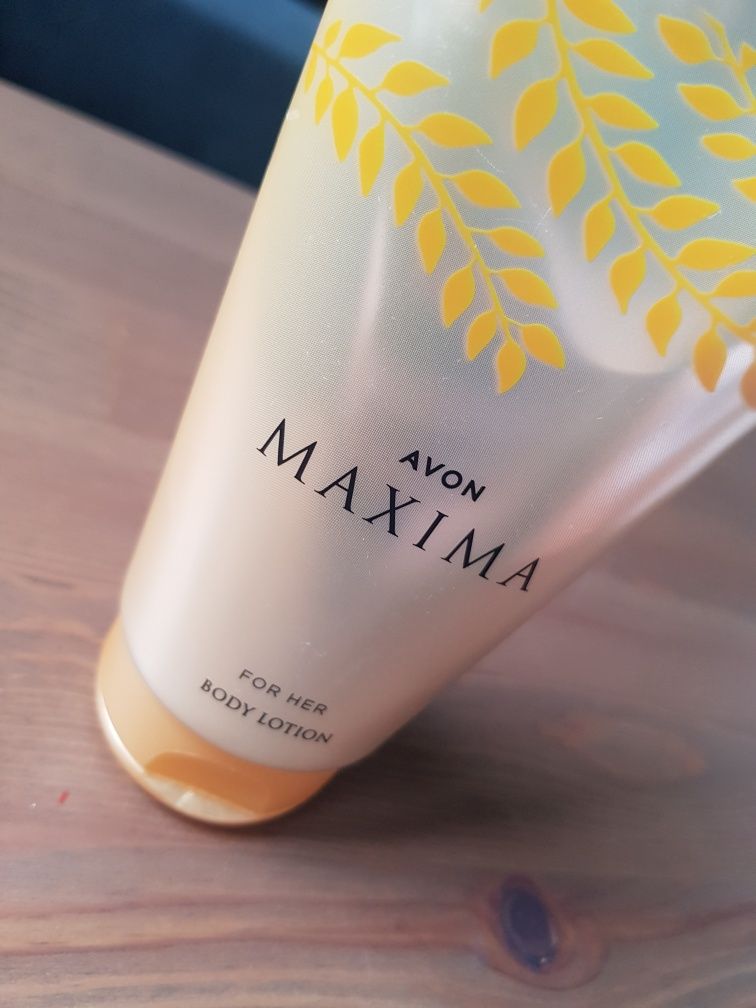 Balsam do ciała Avon MAXIMA