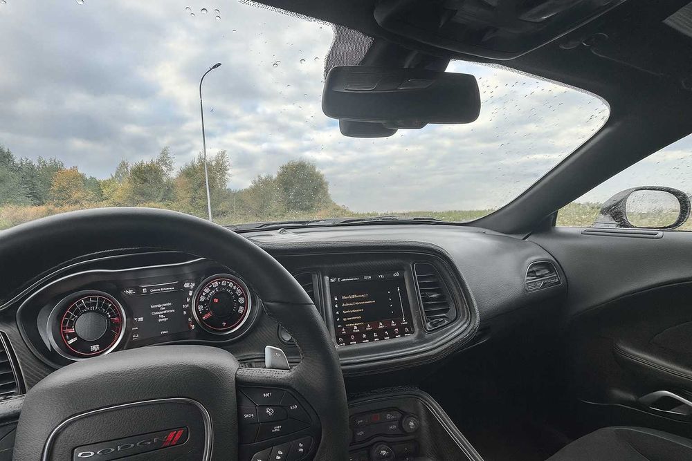 Dodge Challenger Scat Pack Widebody 6.4L Hemi– wynajem z kierowcą