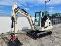 Minikoparka Terex TC35