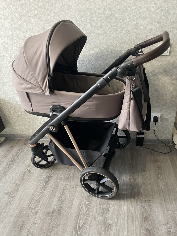 Продам Коляску уневерсальную 2в1 Roan Ivi Cocoa Rose Gold