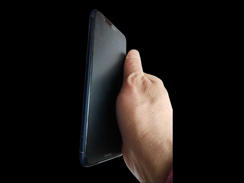 телефон Huawei P Smart