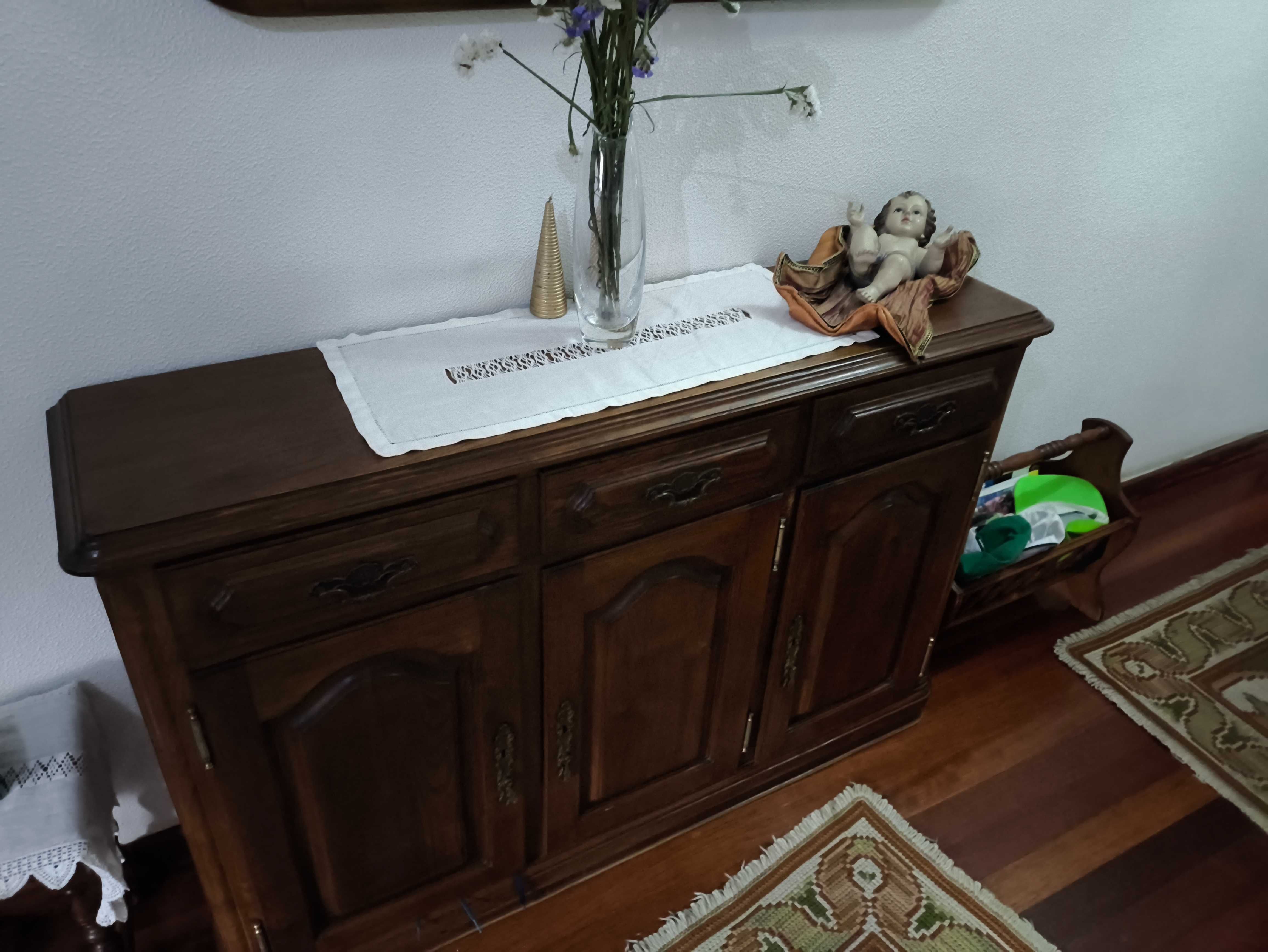 Sapateira/Aparador com portas