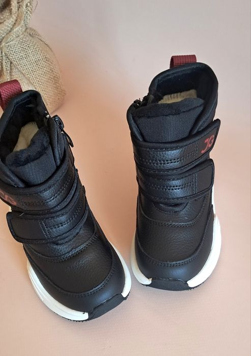 Зимові черевики для хлопчика