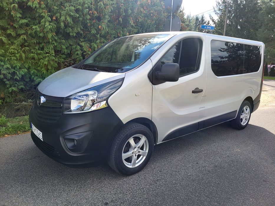 Vivaro bi turbo 2015 ,9 osób bez ad blue ! L2 H1 !