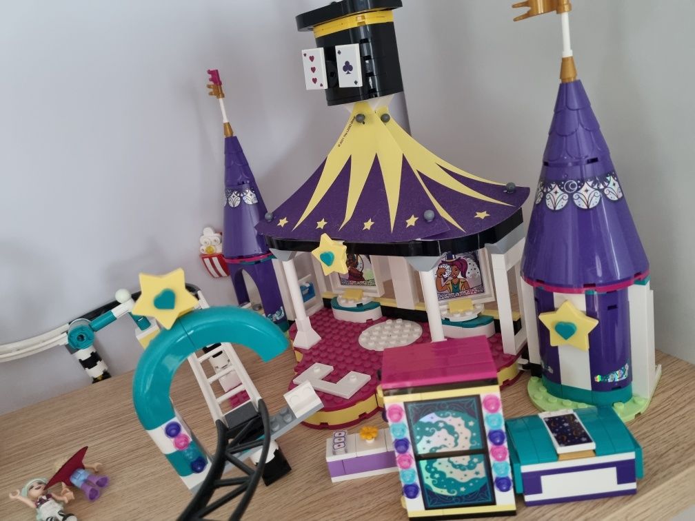 LEGO Friends Magiczne wesołe miasteczko