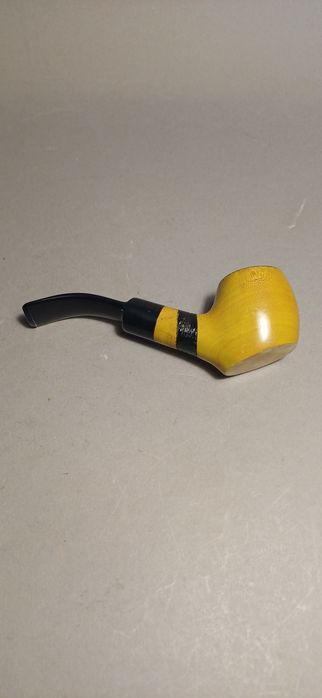 Drewniana fajka kolekcjonerska