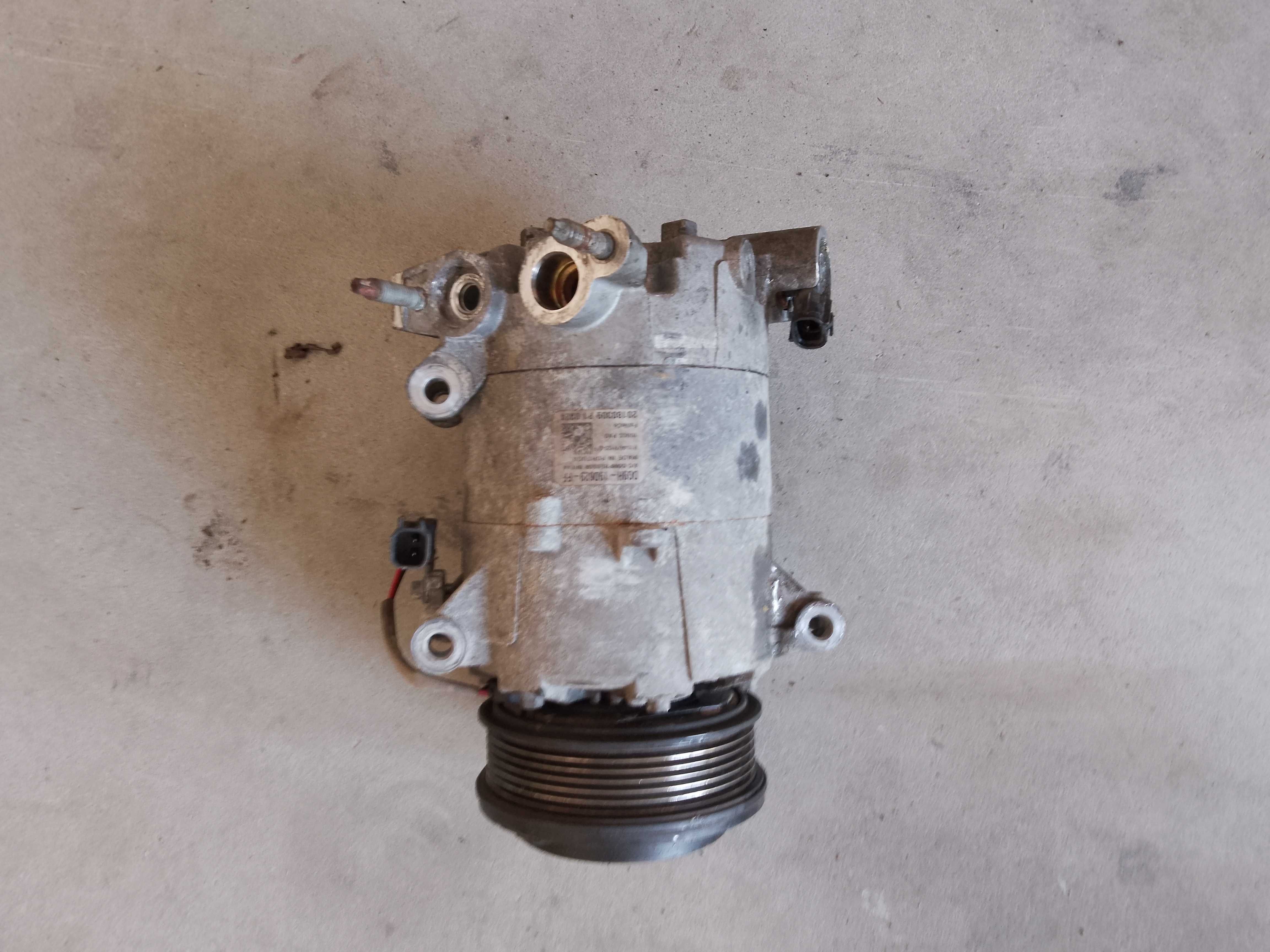 Sprężarka klimatyzacji Ford Mondeo mk5 s-max  2.0TDCi DG9H-19D629-FF