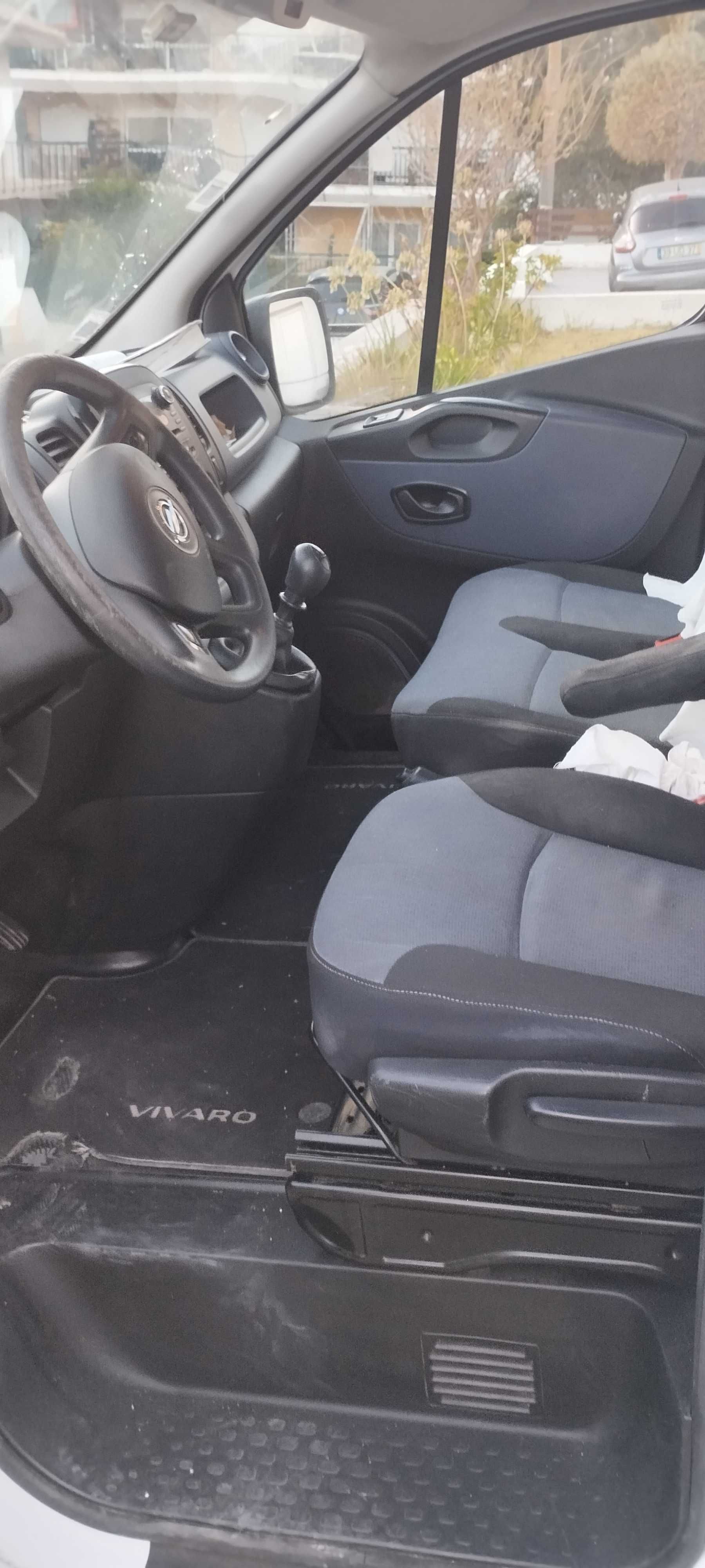 Vendo Opel Vivaro