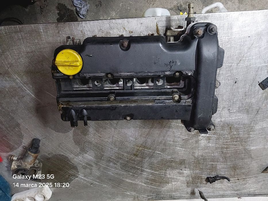 Wałki opel astra g miska pokrywa obudowa 1.4 benzyna