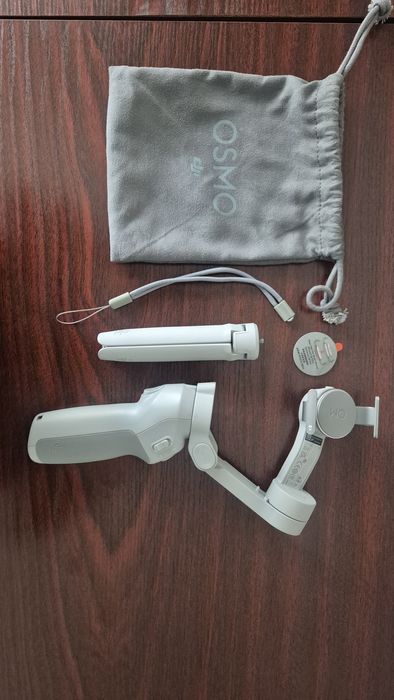 Gimbal DJI Osmo Mobile 4