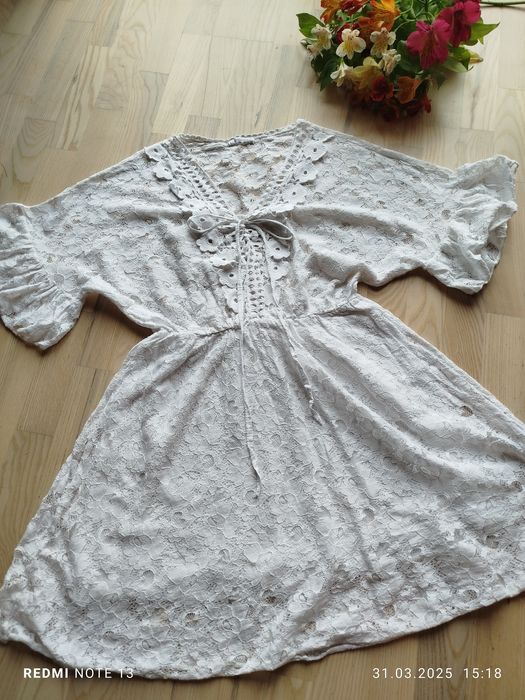 Biała koronkowa sukienka boho made in italy włoska lekka zwiewna letni