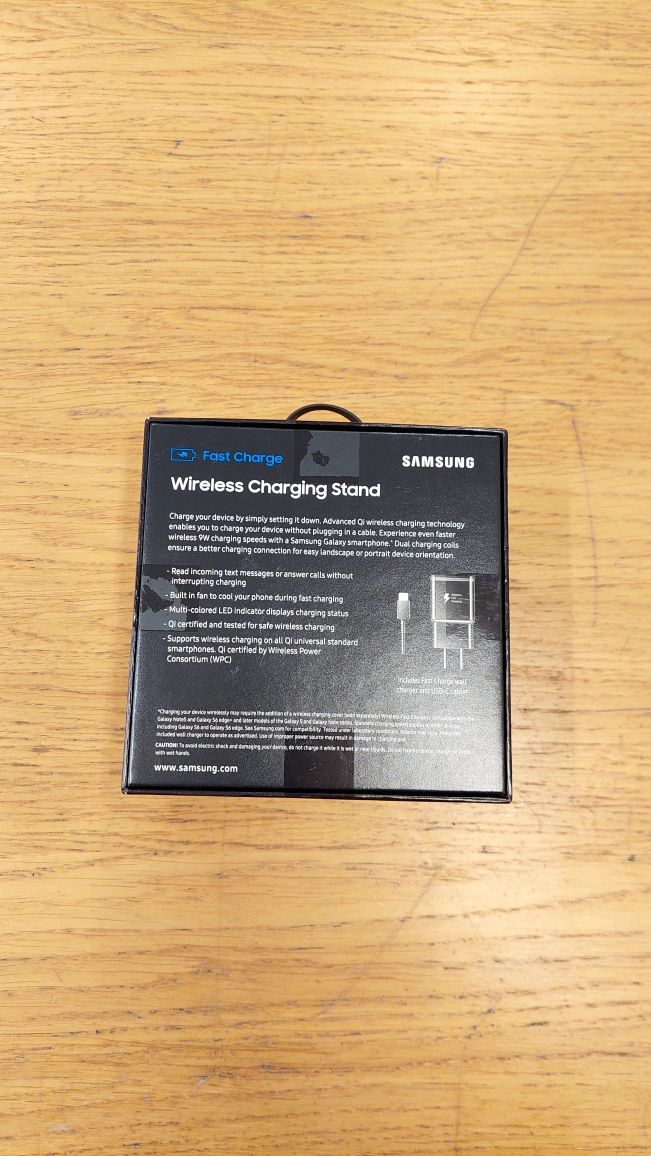 Samsung Wireless Charging Stand 2018 USA.