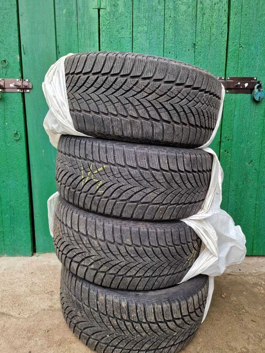 GoodYear Ultra Grip Ice 2