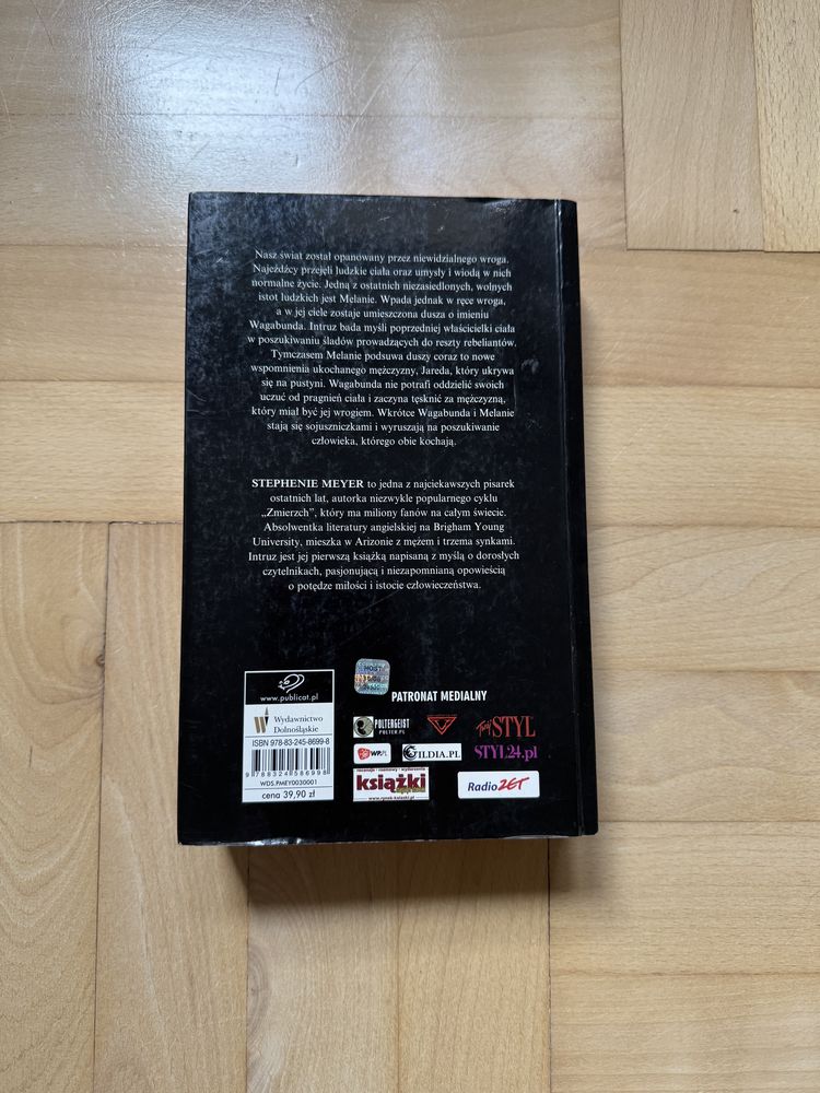 Intruz Stephanie Meyer książka