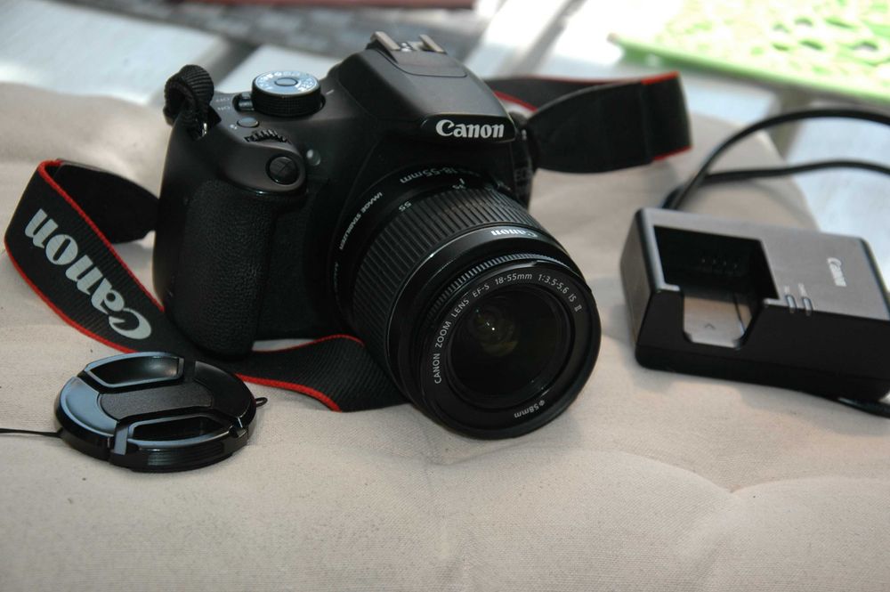 aparat Canon 1200d z obiektywem