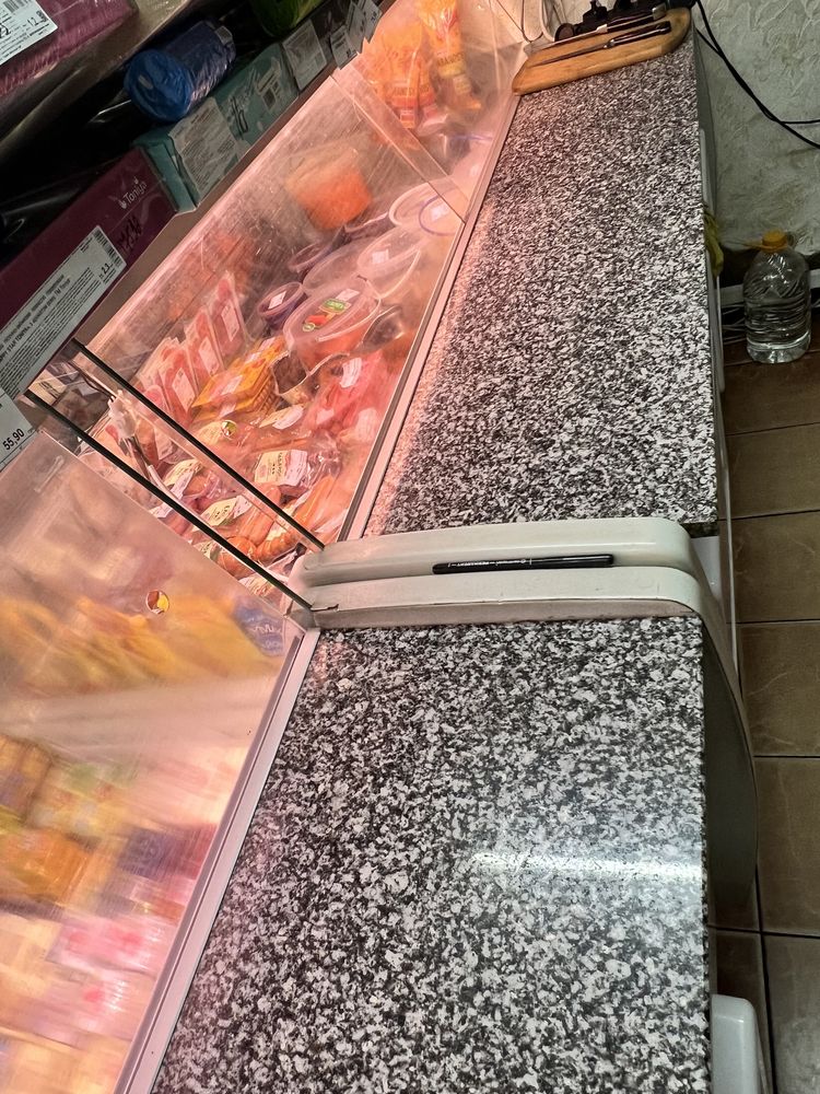 Холодильні вітрини Igloo Basia 1,7м і Basia 1м