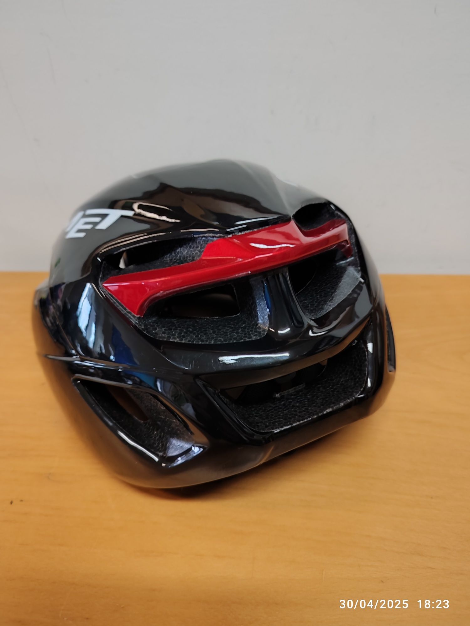 Capacete MET  como novo