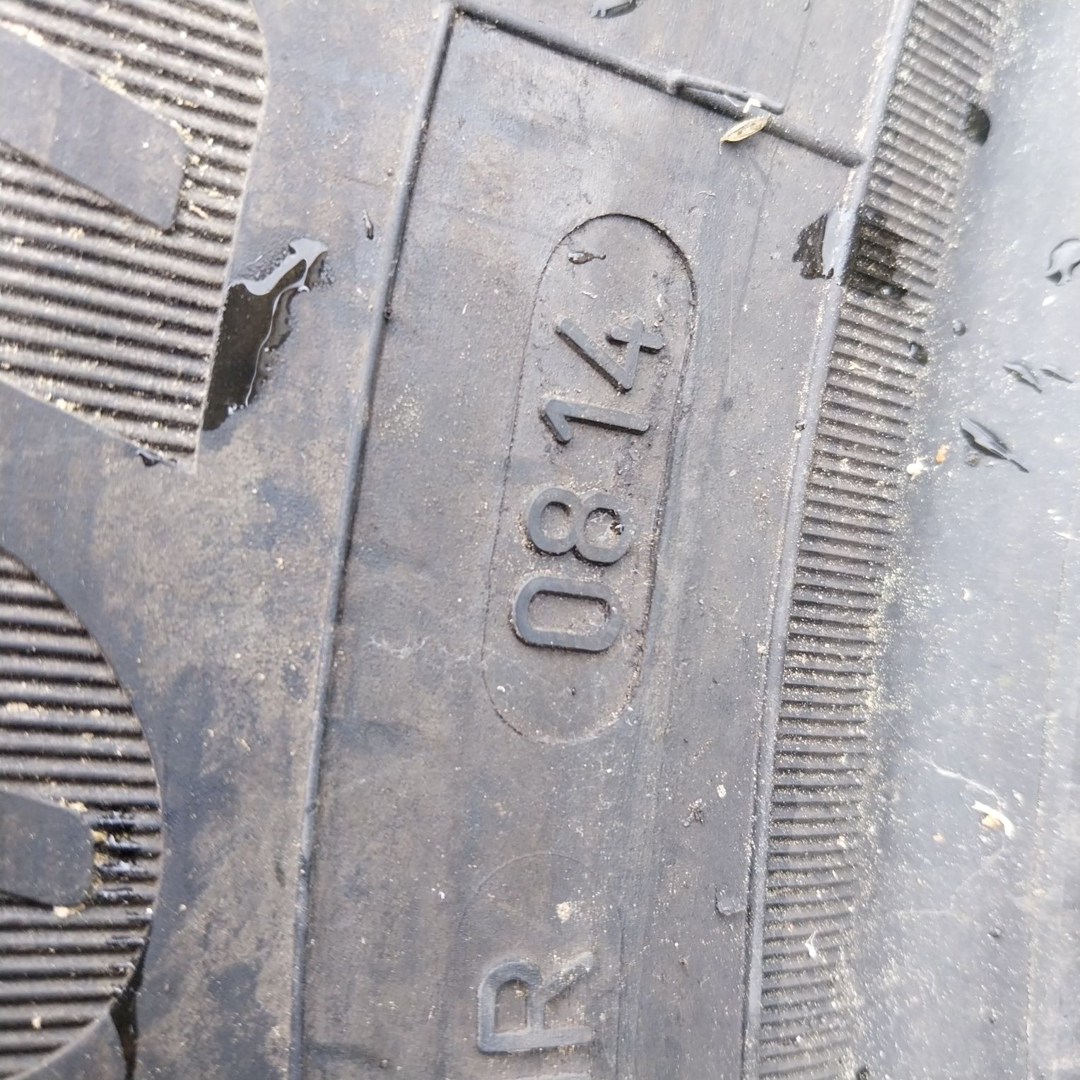Opona Letnia Goodyear Efficient Grip 215/60R16 99H