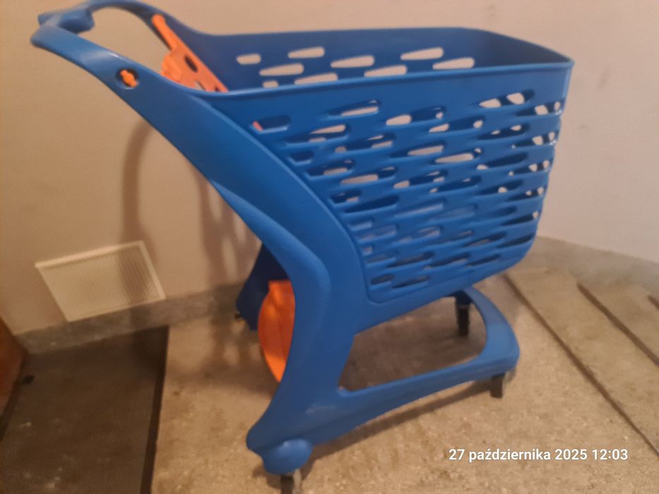 Wózek sklepowy na kółkach, kosz