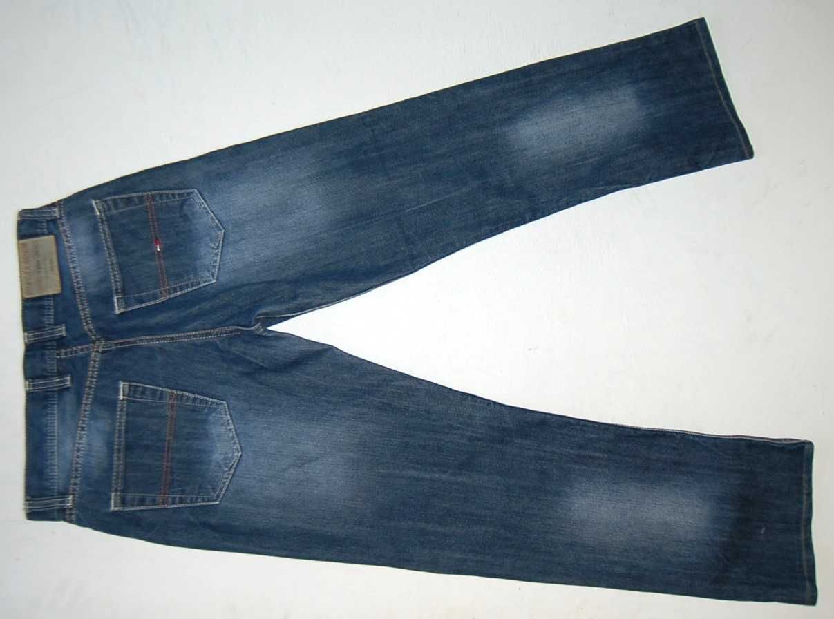 TOMMY HILFIGER W32 L29 PAS 82 jeansy męskie proste