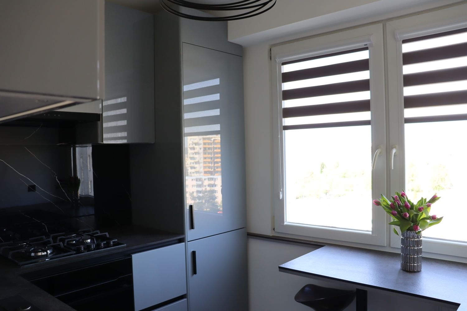 Nowoczesne 48,6 m² – wysoki standard, loggia, 8. piętro, Połudne