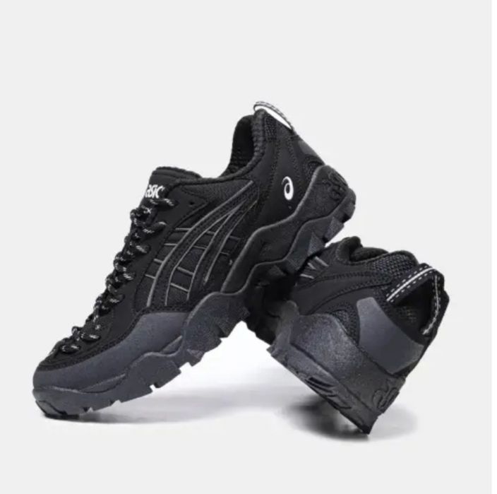 ASICS gel pickax black, 41-45