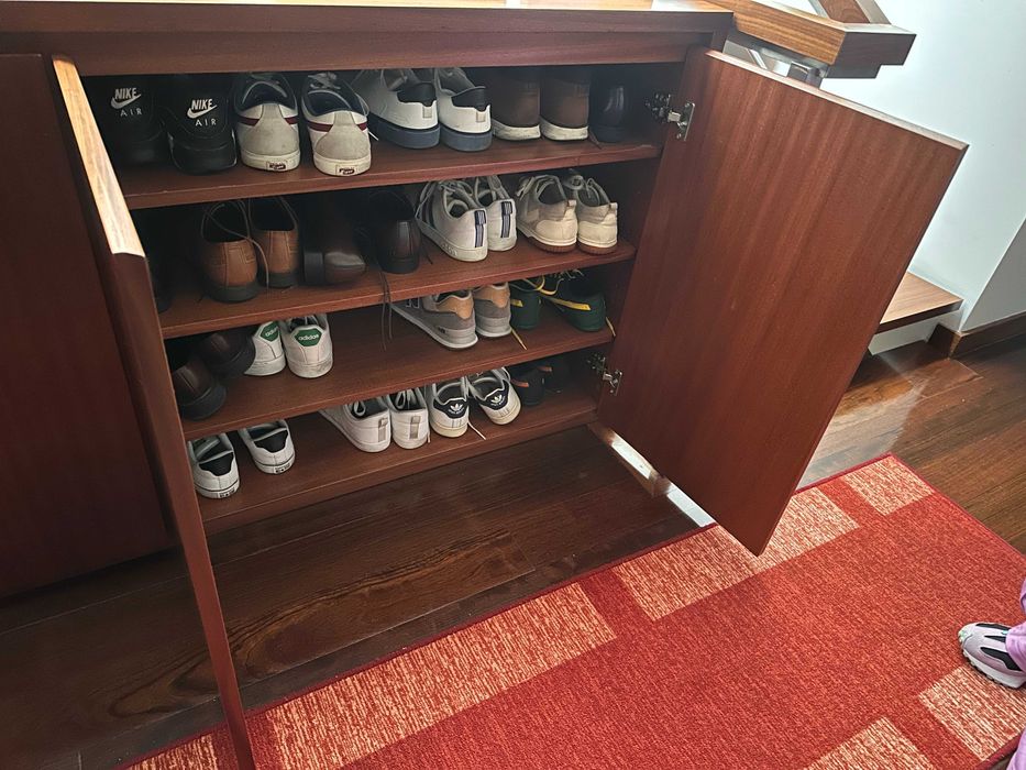 Armário/Sapateira Madeira