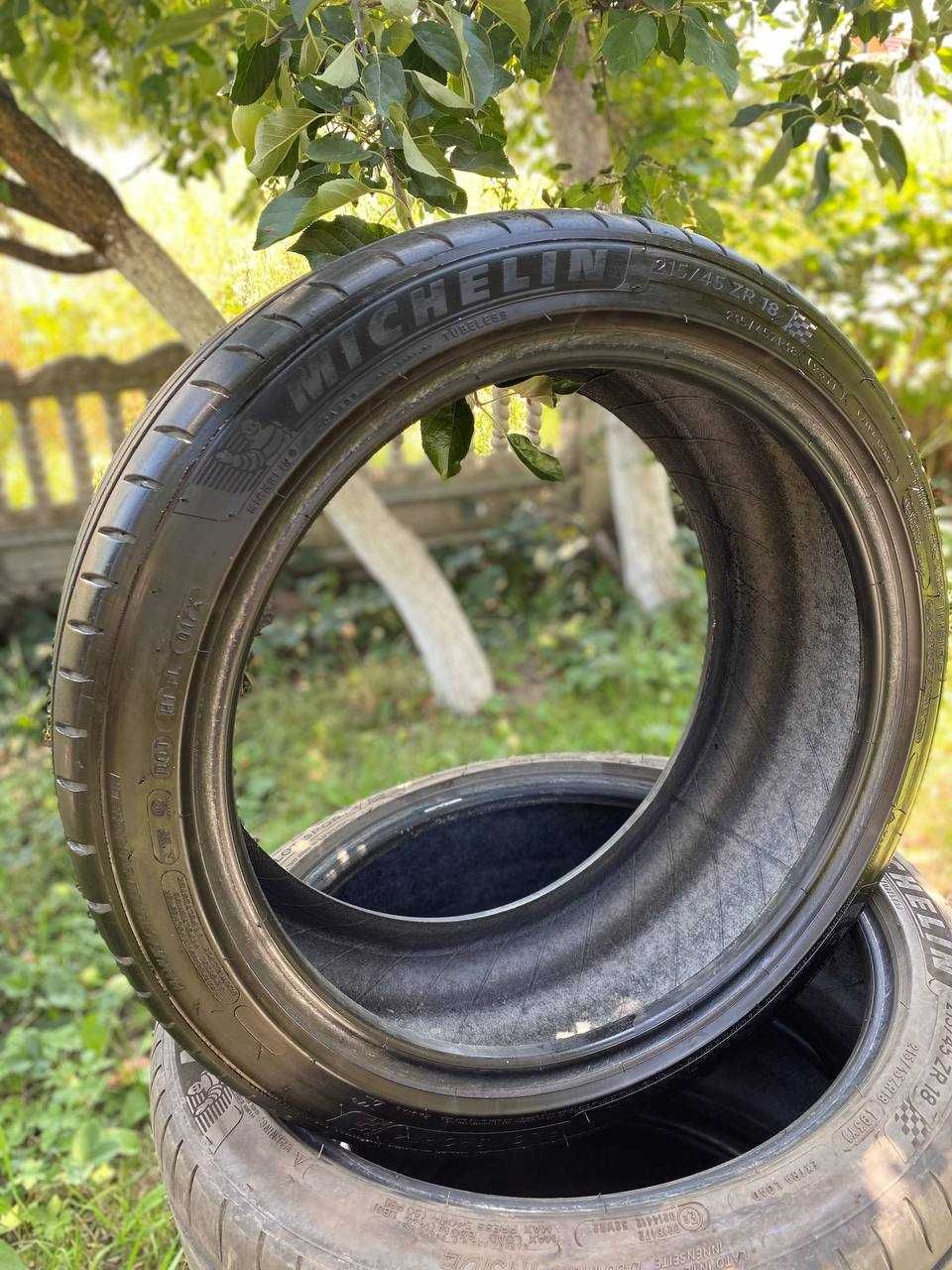 Michelin Pilot Sport 4 215/45 R18 93Y XL