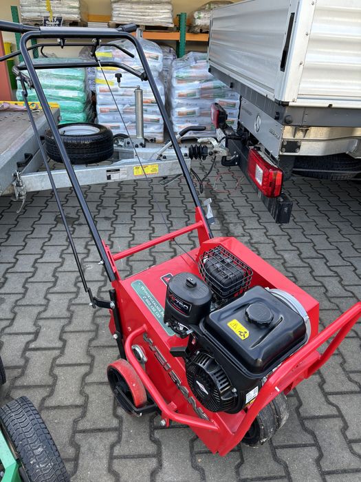 Aerator rurkowy Weibang, aeracja trawnika, piaskowanie, wynajem poznań