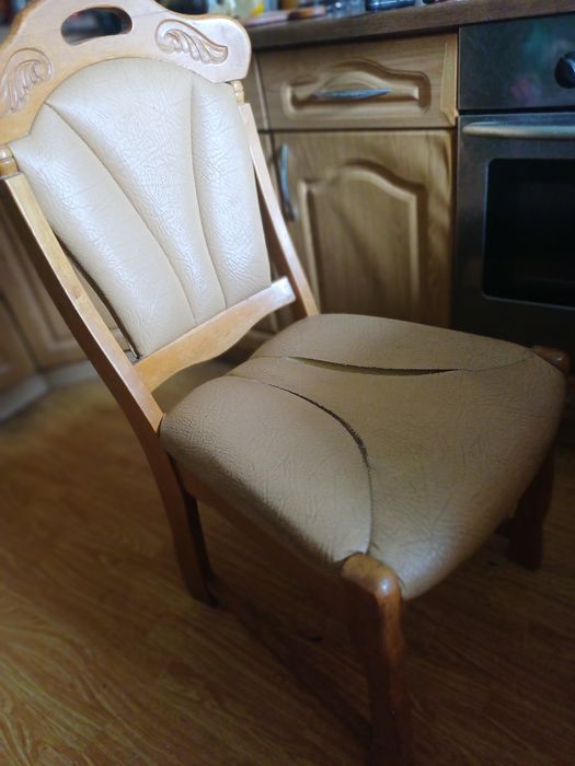 Кухонный уголок из дуба.