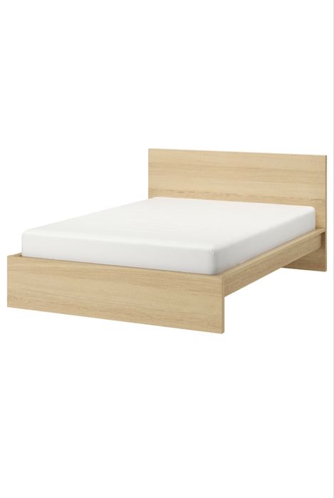 Vendo cama de casal com colchao