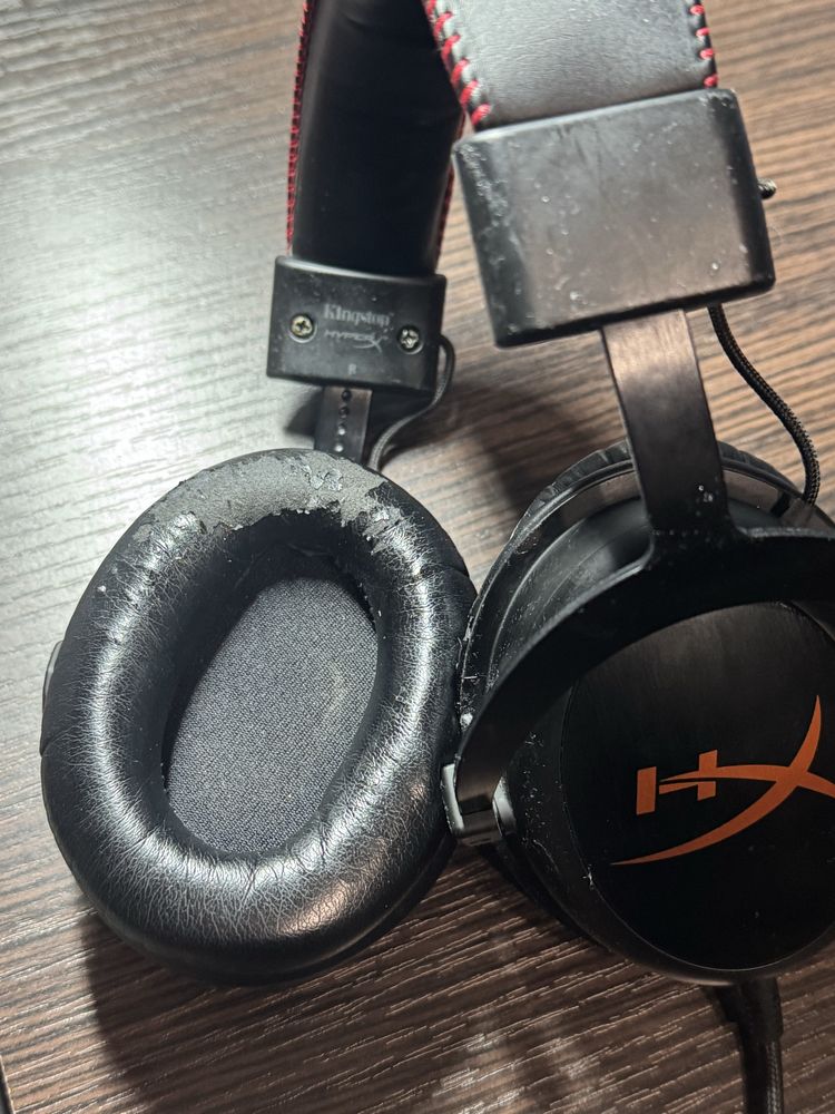 Навушники ігрові HyperX Cloud Core black edition