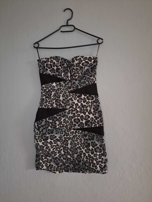Czarna sukienka mini w panterkę M/L Jane Norman