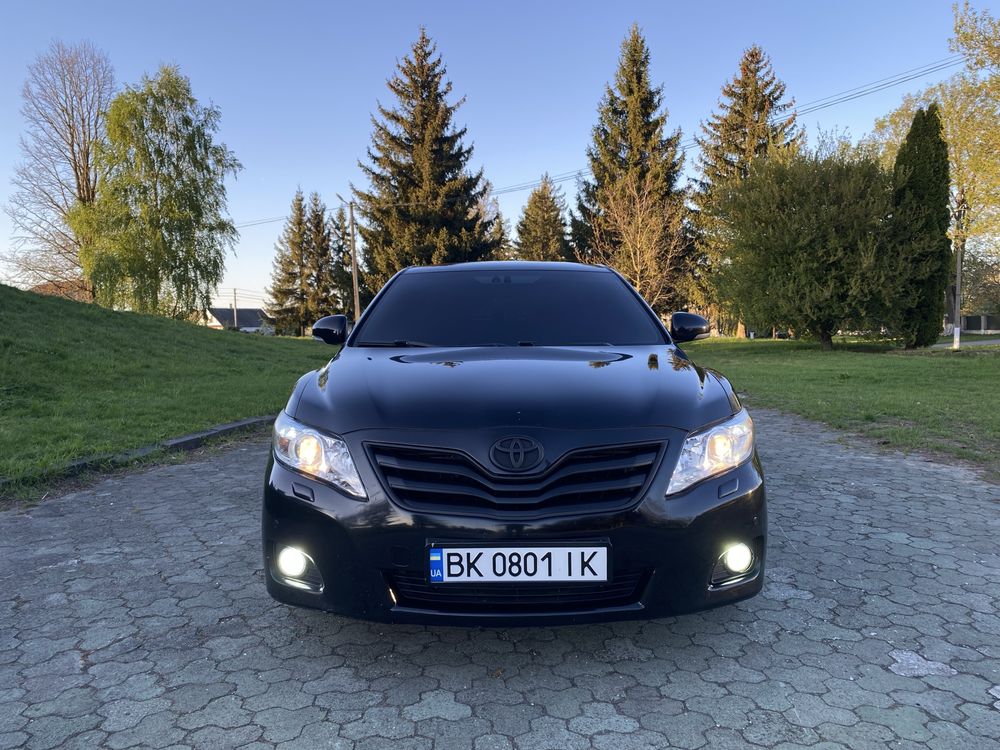 Toyota Camry 40 торг